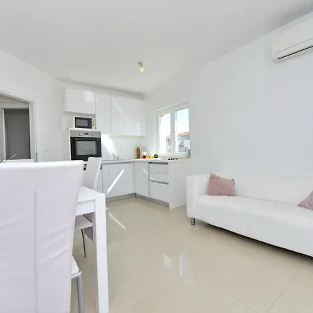 Ferienhaus In Mit Grill Hébergement de vacances *