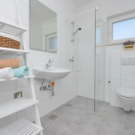 Ferienhaus In Mit Grill Casa vacanze Pakoštane
